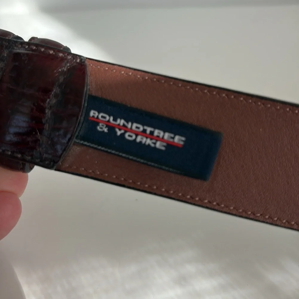 Roundtree & Yorke Leather Brown Belt Size 44 Chestnut